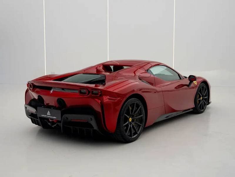 2023 Ferrari SF90 SPIDER thumbnail 6