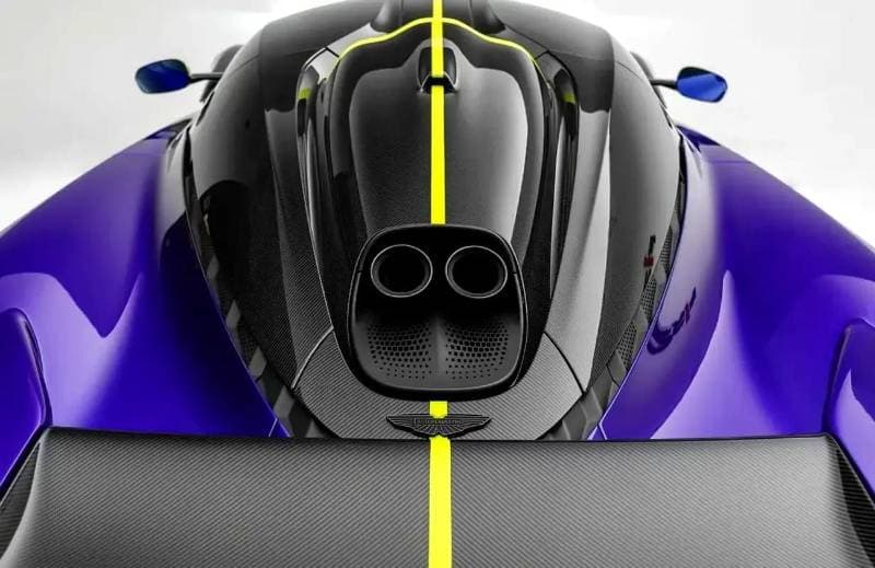 2026 Aston Martin Valhalla STANDARD thumbnail 3