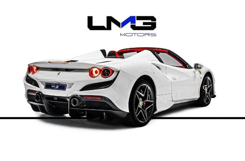 2022 Ferrari F8 Spider STANDARD thumbnail 4