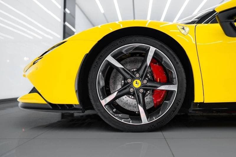 2022 Ferrari SF90 STRADALE thumbnail 7