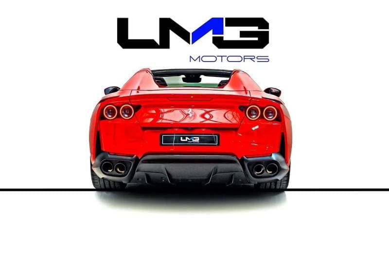 2020 Ferrari 812 GTS thumbnail 4