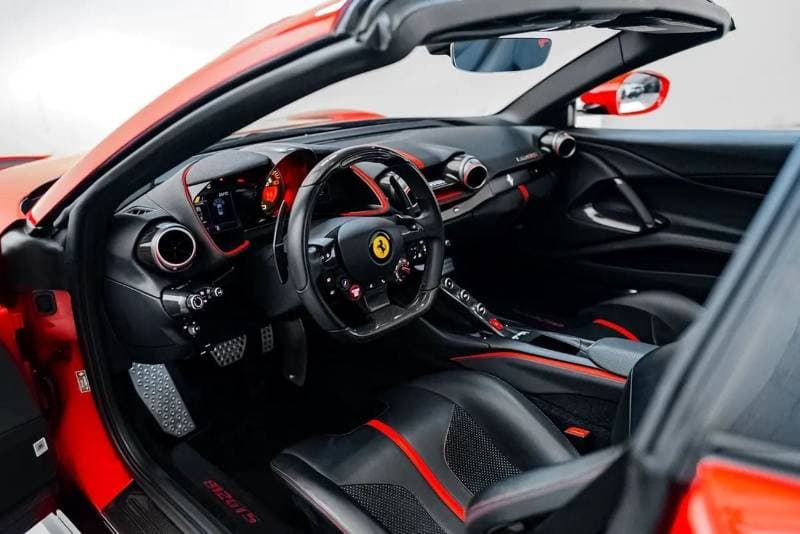2020 Ferrari 812 GTS thumbnail 8