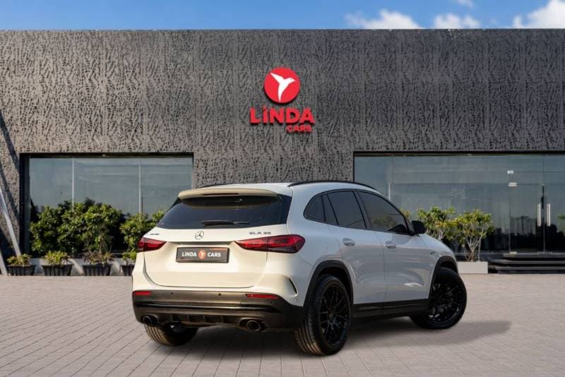 2021 Mercedes Benz GLA 35 AMG 4MATIC thumbnail 6