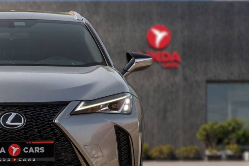 2022 Lexus UX200 F SPORT thumbnail 3