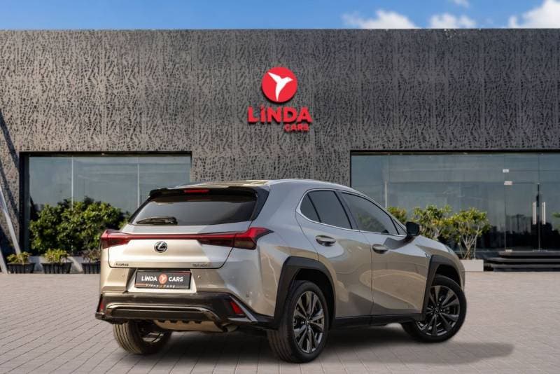 2022 Lexus UX200 F SPORT thumbnail 6