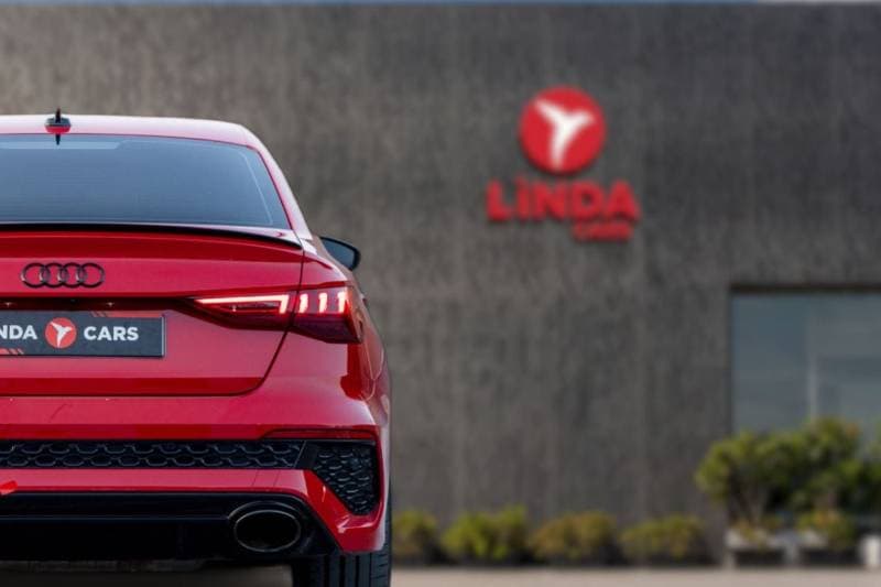 2022 Audi RS3 TFSI quattro thumbnail 5