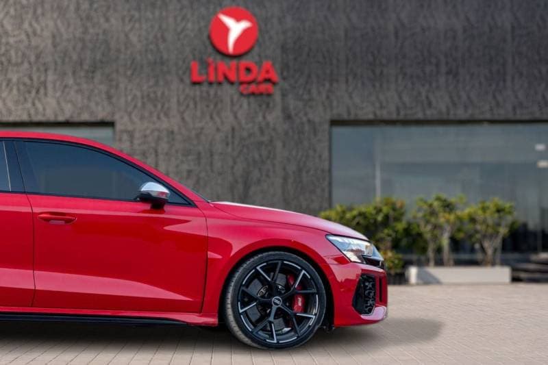 2022 Audi RS3 TFSI quattro thumbnail 8