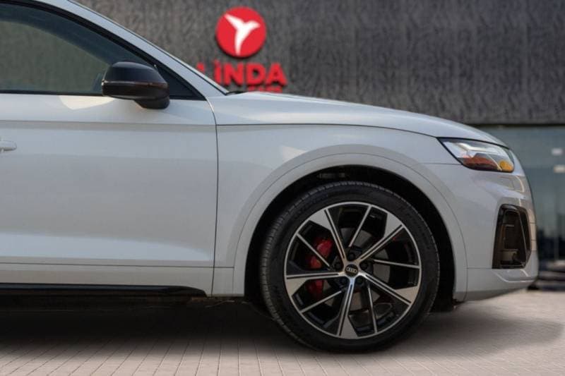 2023 Audi SQ5 STD thumbnail 8