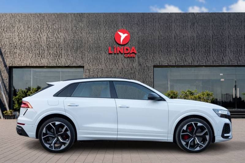 2022 Audi RSQ8 TFSI quattro 4.0L thumbnail 7