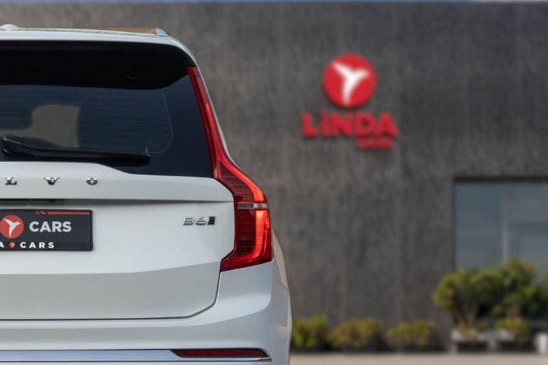 2024 Volvo XC90 ULTIMATE BRIGHT thumbnail 5