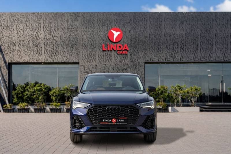 2025 Audi Q3 35 TFSI PROGRESS BLACK thumbnail 2