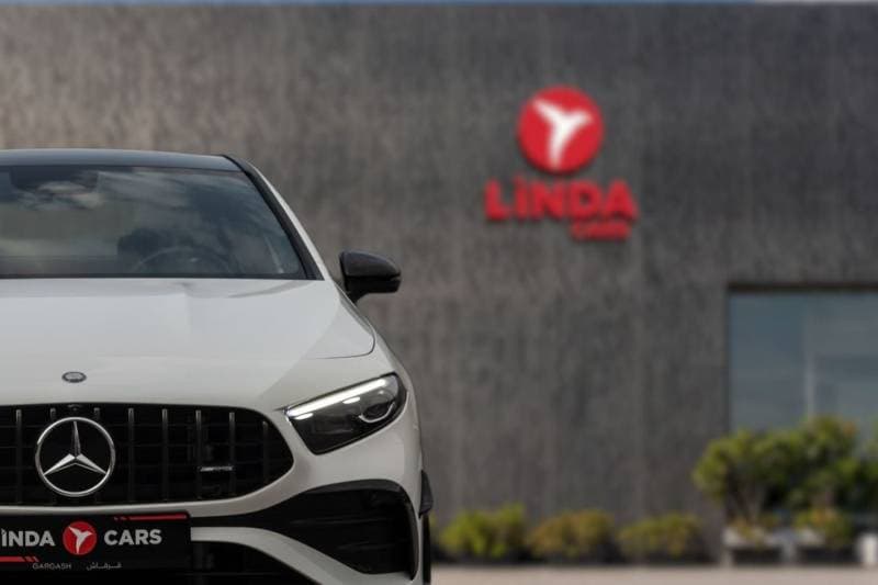 2025 Mercedes Benz A35 AMG 4MATIC thumbnail 3