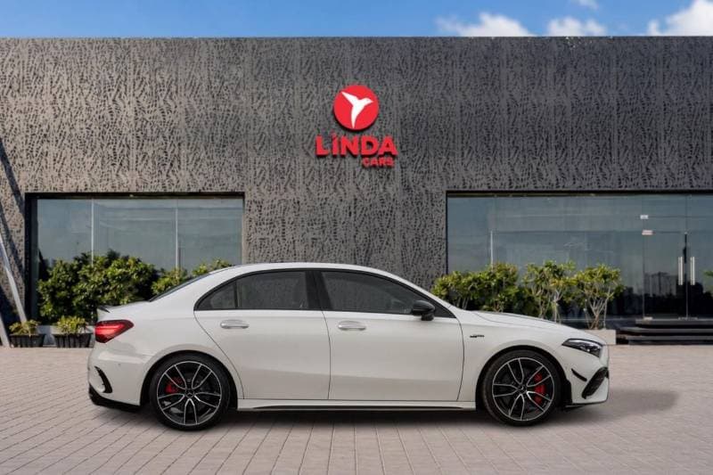 2025 Mercedes Benz A35 AMG 4MATIC thumbnail 8