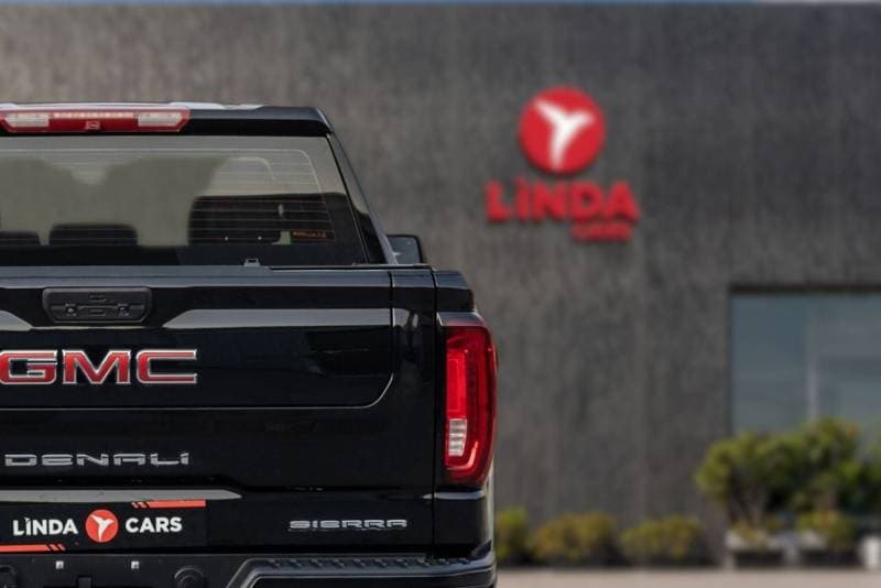 2022 GMC Sierra DENALI thumbnail 5
