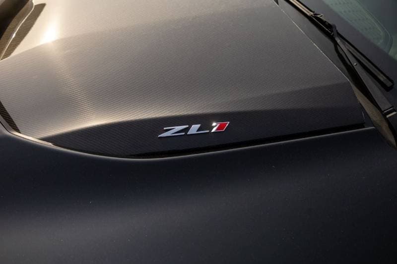 2018 Chevrolet Camaro ZL1 thumbnail 4