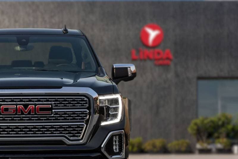 2022 GMC Sierra DENALI thumbnail 3