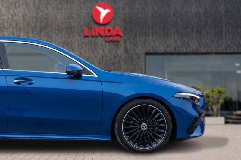 2025 Mercedes Benz A200 thumbnail 8