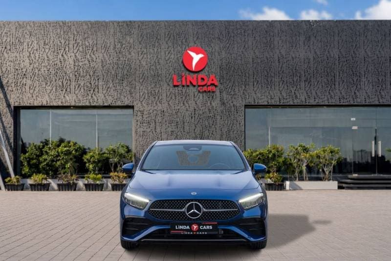 2025 Mercedes Benz A200 thumbnail 2