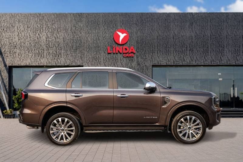 2025 Ford Everest LIMITED thumbnail 7