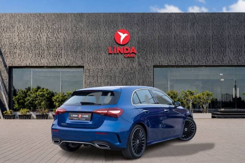 2025 Mercedes Benz A200 thumbnail 6