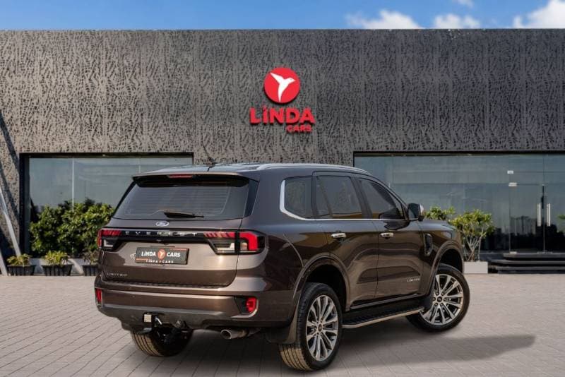 2025 Ford Everest LIMITED thumbnail 6