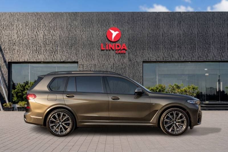 2022 BMW X7 M50i thumbnail 7
