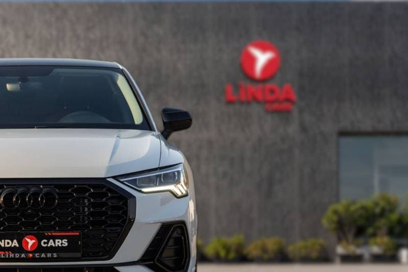 2025 Audi Q3 35 TFSI S LINE SPORTBACK thumbnail 3