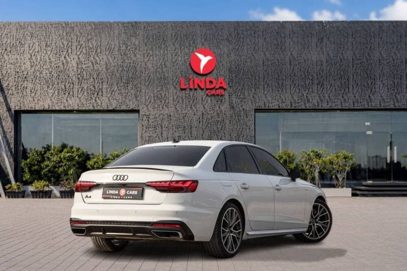 2023 Audi A4 40 TFSI S LINE thumbnail 7