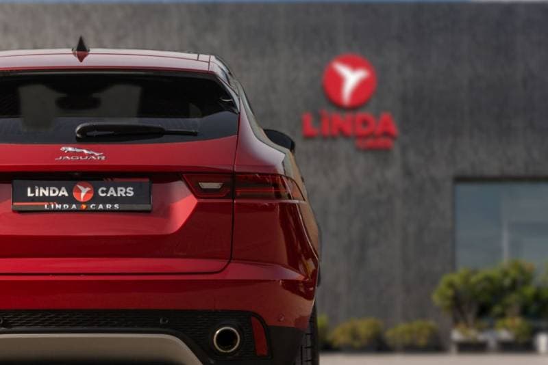 2021 Jaguar E PACE SE thumbnail 5