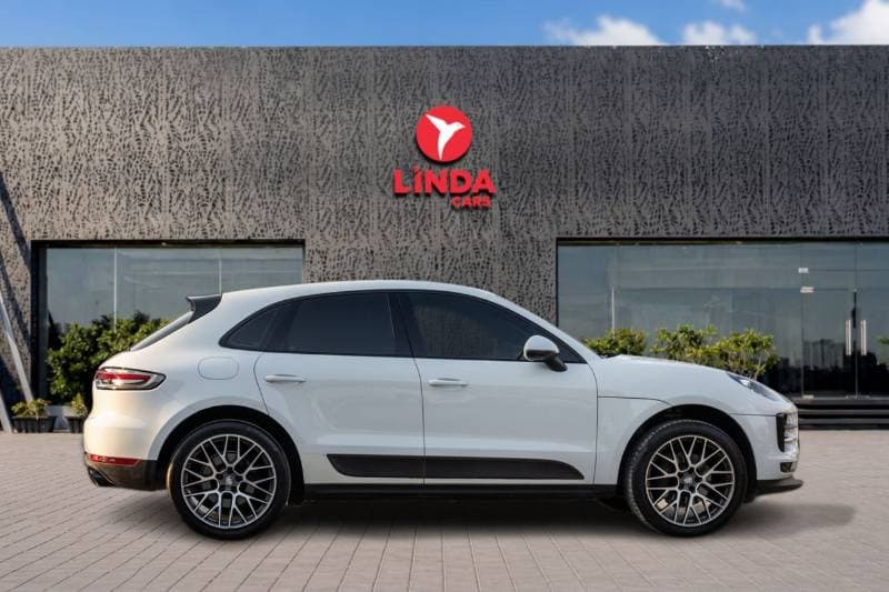 2019 Porsche Macan Std 2.0L (252 HP) thumbnail 7