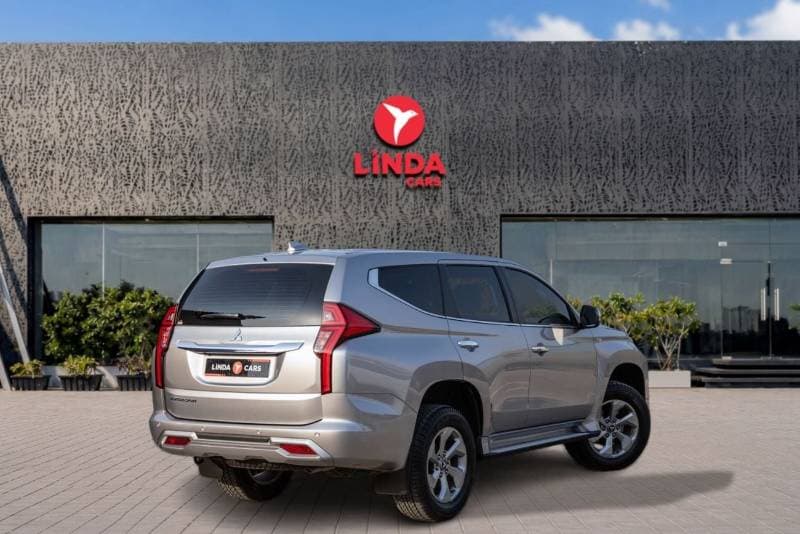 2025 Mitsubishi Montero Sport GLX MIDLINE thumbnail 6