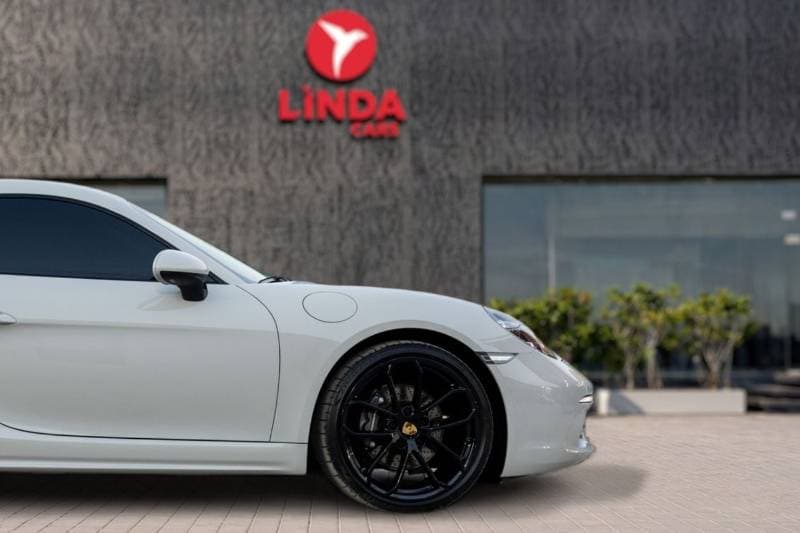 2024 Porsche 718 Cayman Style Edition thumbnail 8