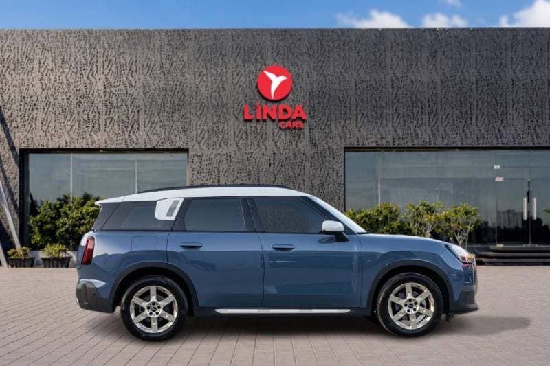 2025 Mini Countryman FAVOURED TRIM thumbnail 7