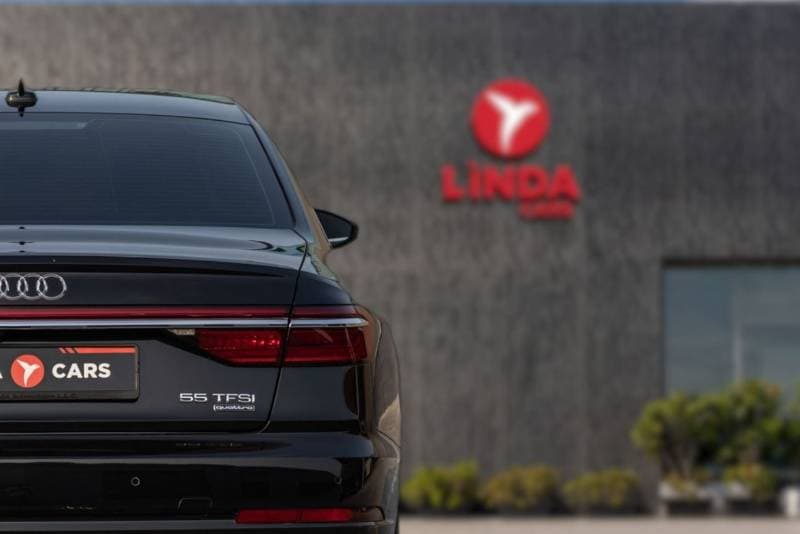 2020 Audi A8 55 TFSI LWB thumbnail 5