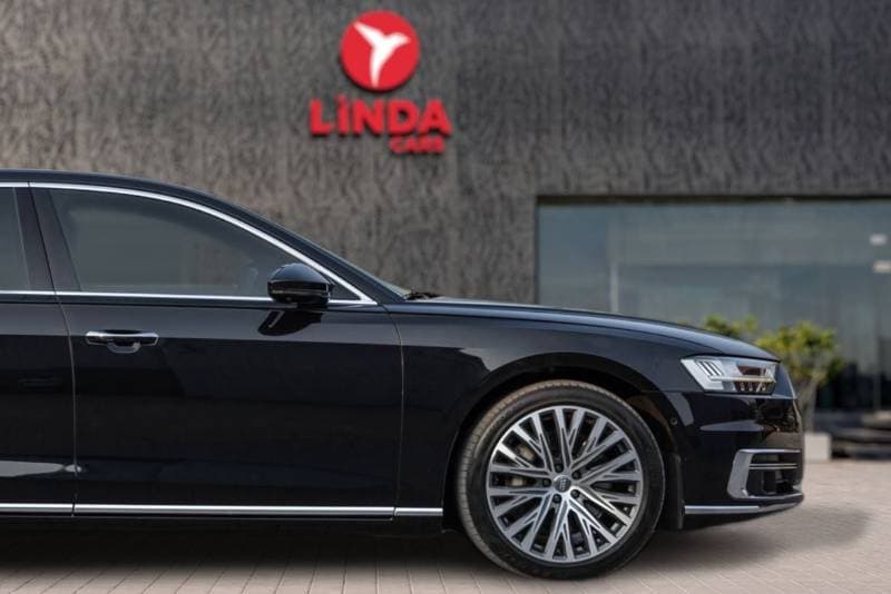 2020 Audi A8 55 TFSI LWB thumbnail 8