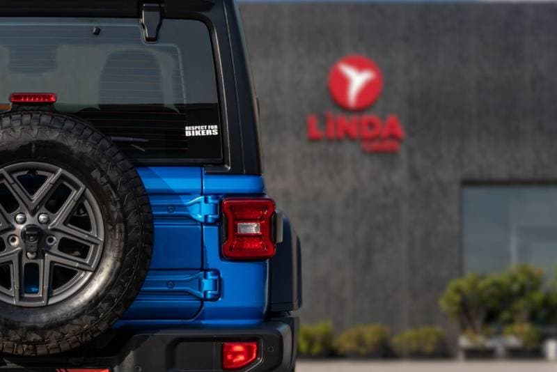 2024 Jeep Wrangler Unlimited SPORT thumbnail 5
