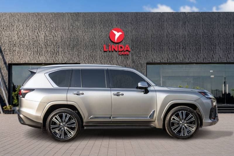 2025 Lexus LX700h SIGNATURE thumbnail 7
