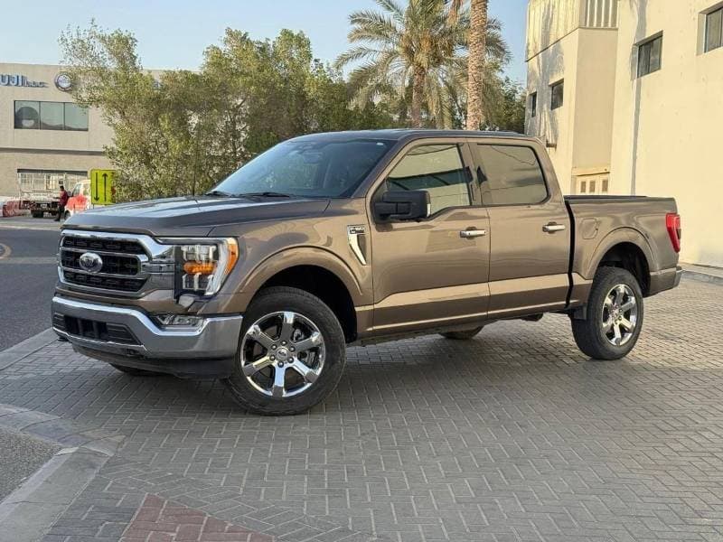 2022 Ford F 150 XLT CREW CAB