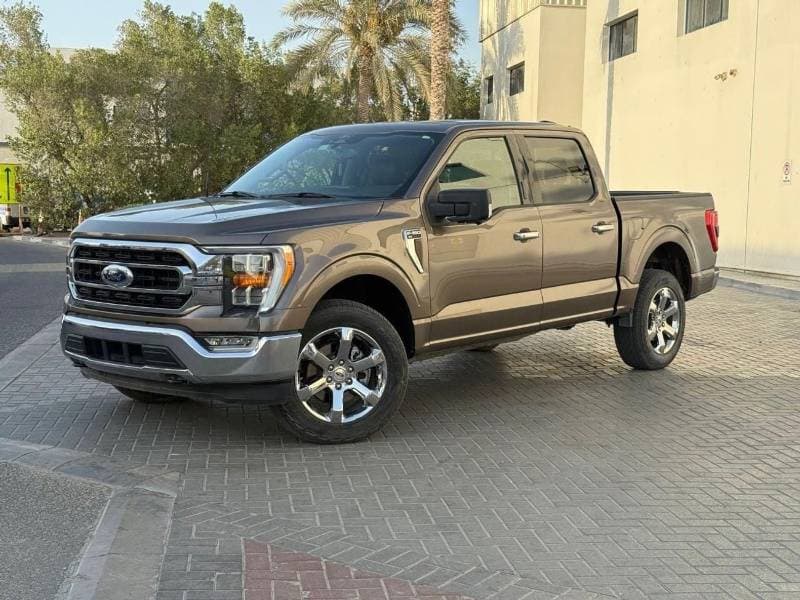 2022 Ford F 150 XLT CREW CAB thumbnail 3