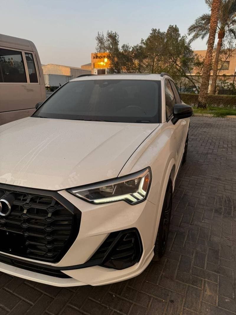 2024 Audi Q3 40 TFSI S LINE SPORTBACK thumbnail 4