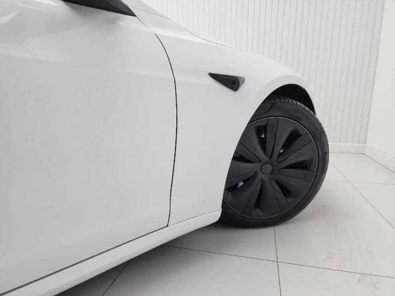 2022 Tesla Model S PLAID thumbnail 4