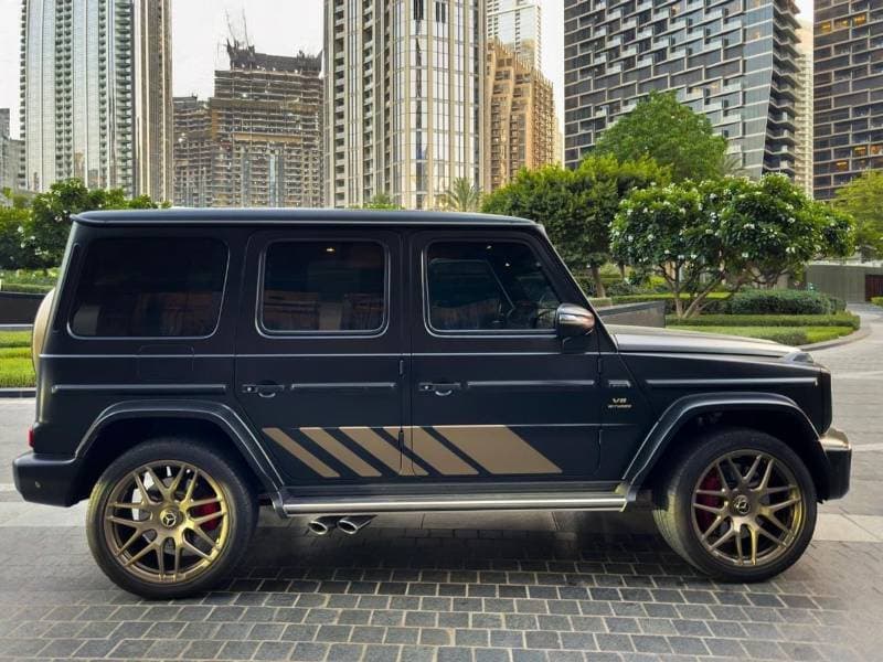 2024 Mercedes Benz G63 AMG STANDARD thumbnail 3