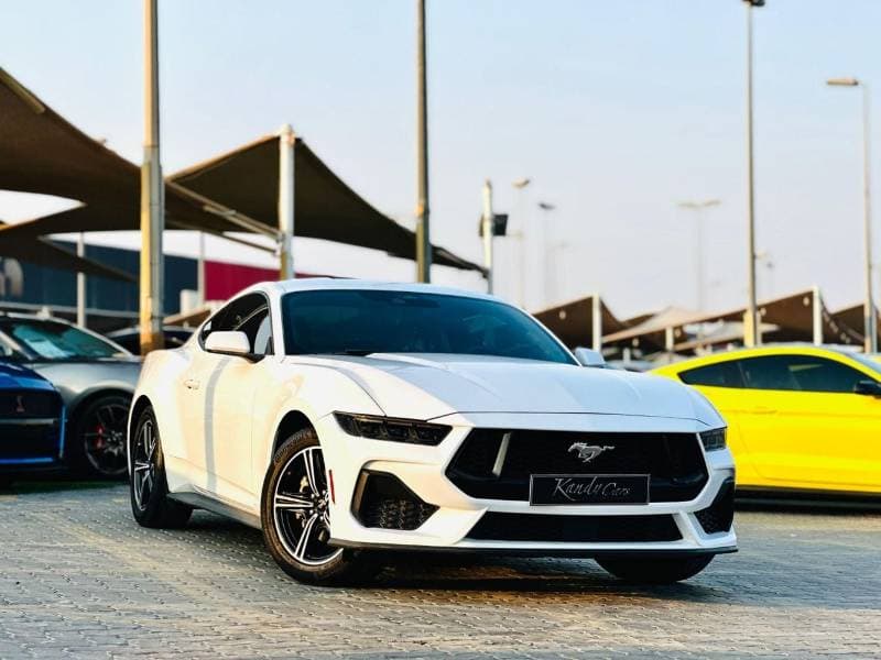 2024 Ford Mustang STANDARD thumbnail 3