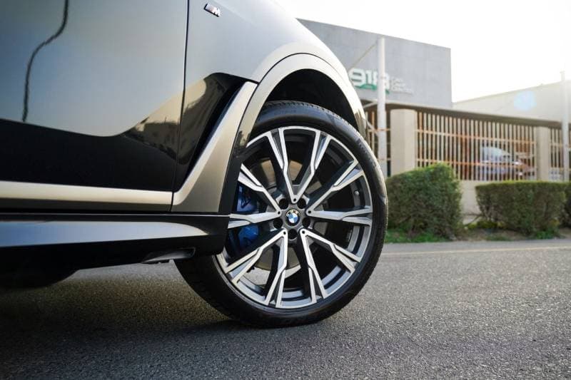 2021 BMW X7 M50i thumbnail 2