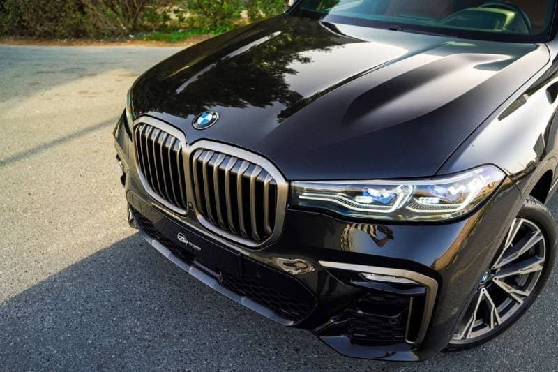 2021 BMW X7 M50i thumbnail 4