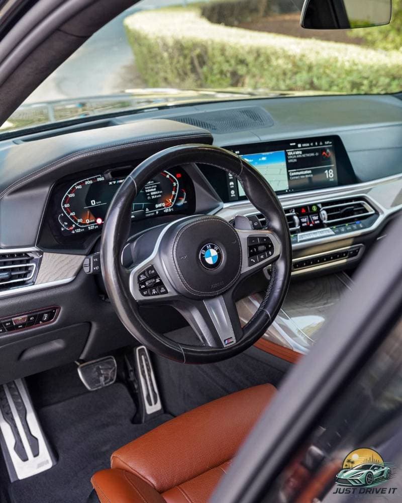 2022 BMW X7 M50i thumbnail 3