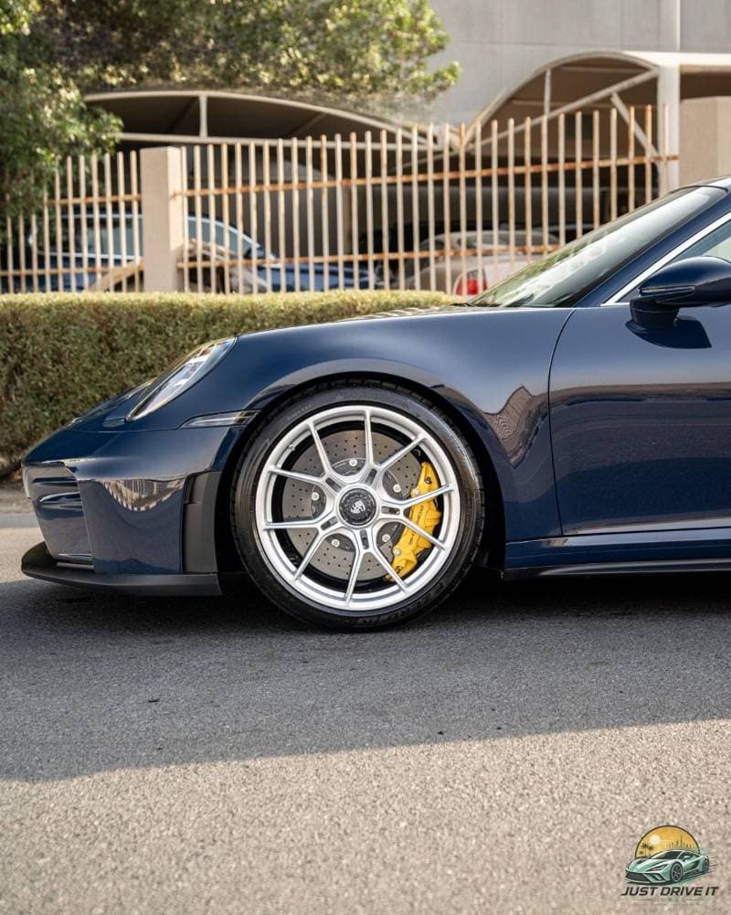 2026 Porsche 911 GT3 TOURING thumbnail 5