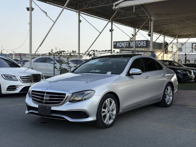 2019 Mercedes Benz E 450 STANDARD thumbnail 3