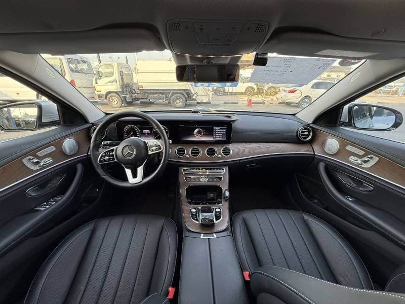 2019 Mercedes Benz E 450 STANDARD thumbnail 8