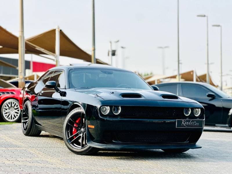2023 Dodge Challenger thumbnail 3